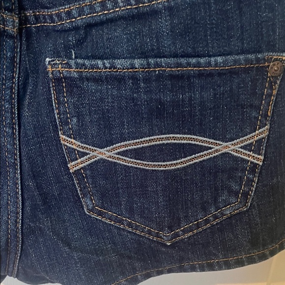 ABERCROMBIE & FITCH Denim Blue Women's Shorts size 0, 25 waist - Picture 8 of 8